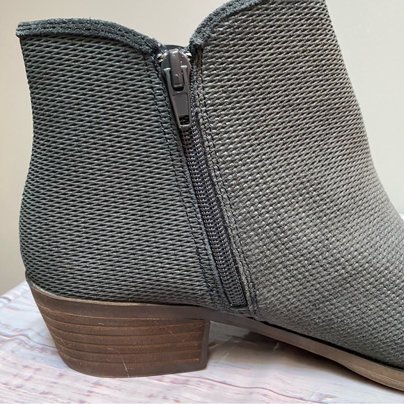 Kensie Gerona Ankle Boot Dark Grey. Women’s US Size 7.5 - Picture 6 of 11